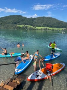 Stand up Board fahren am Fuschlsee, Das Insel-Camp 4.